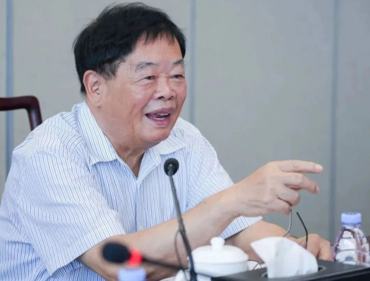 中国科学院院士梅宏任福耀科技大学校长！曹德旺王恩哥任理事长副理事长