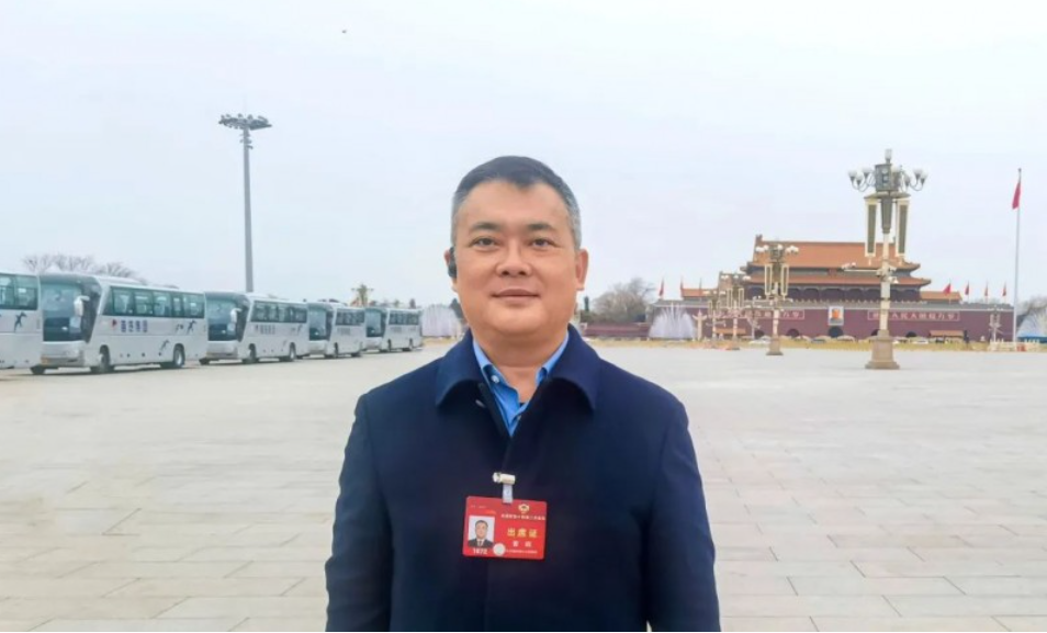 福耀玻璃副董事长曹晖提案：细化失信人员审核机制，优化“限高”措施