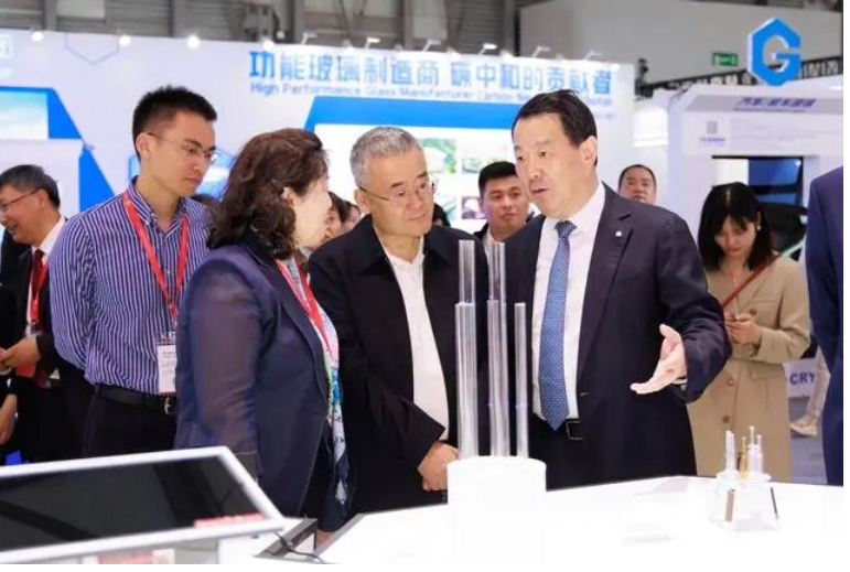 中国工程院院士彭寿：玻璃新材料行业将继续围绕未来产业战略布局
